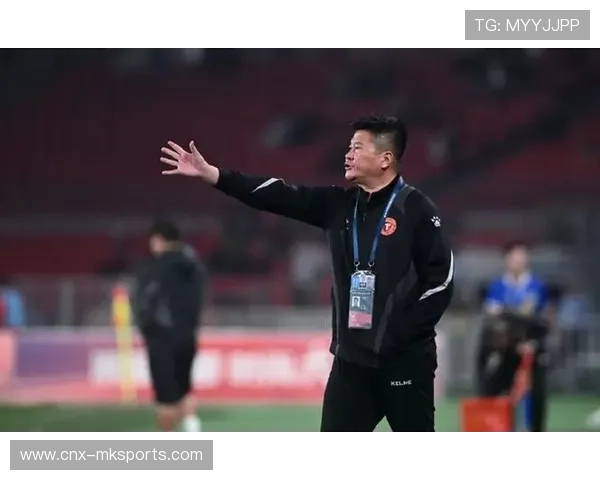 严鼎皓中场调度转型 铁人新援需适应李金羽战术体系